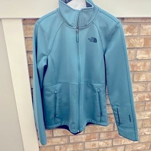 Like-new The North Face jacket. Rich green-blue color. size small.